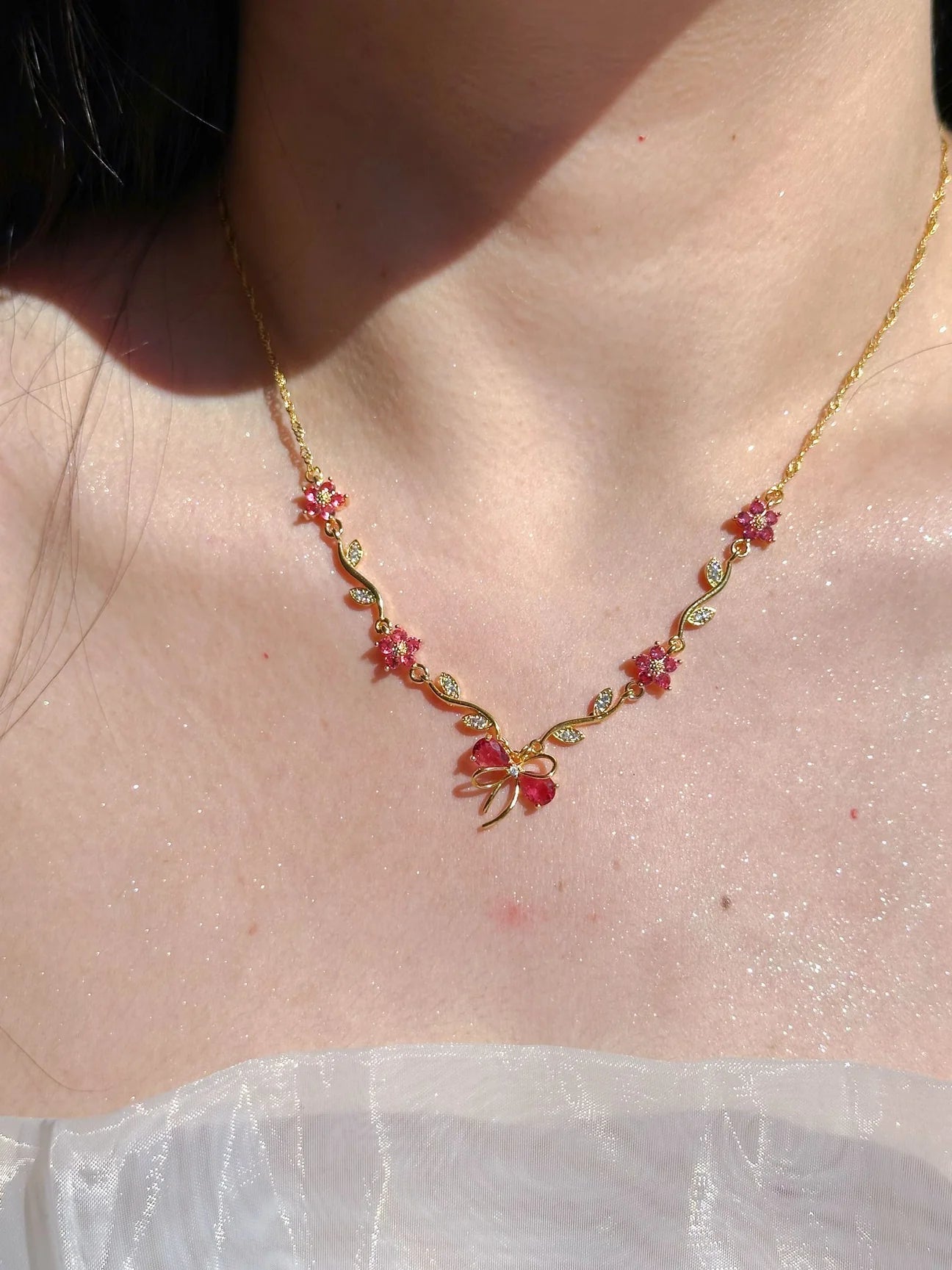 Hazra Bow Zircon Necklace