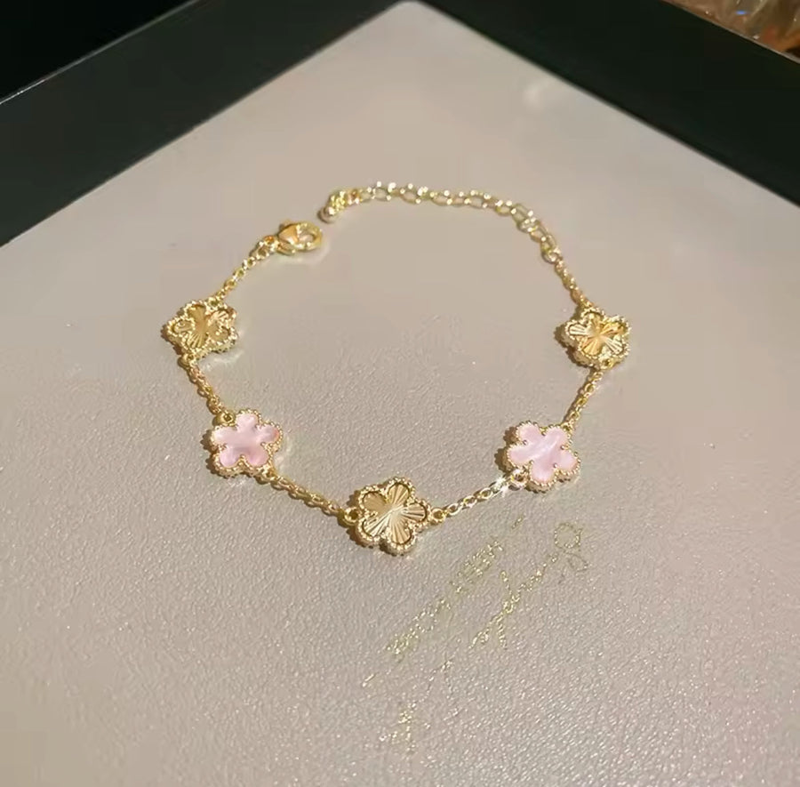 Mari Flower Bracelet