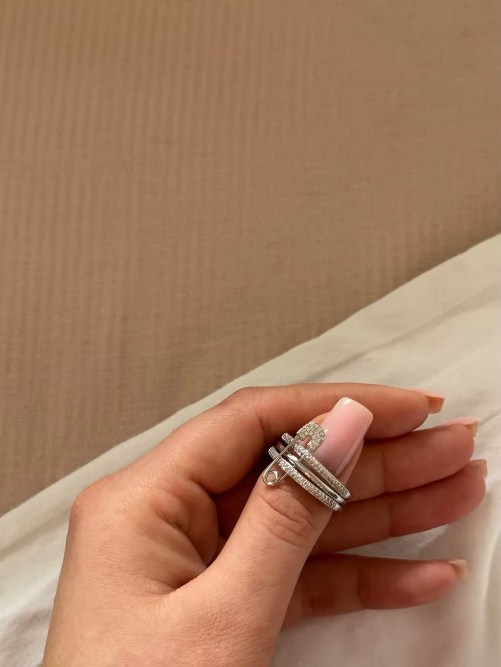 Delphine Ring