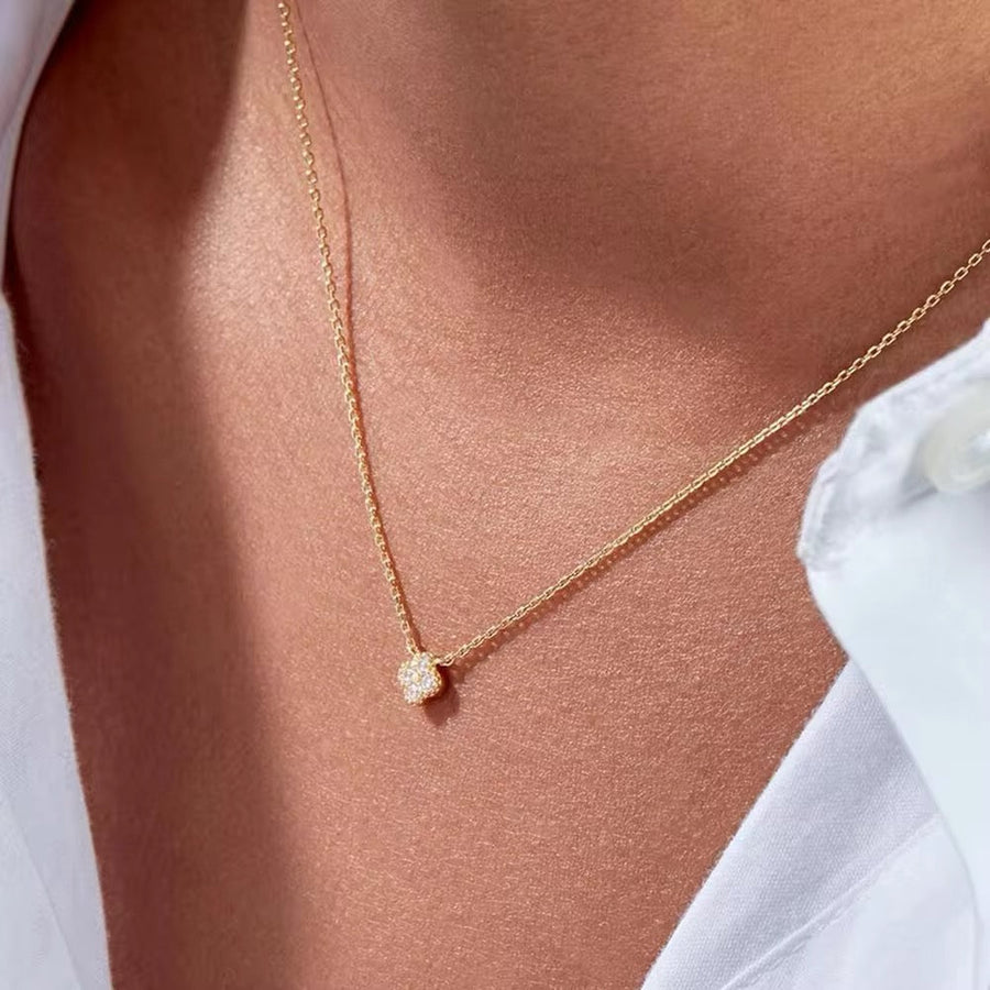Alda Flower Necklace