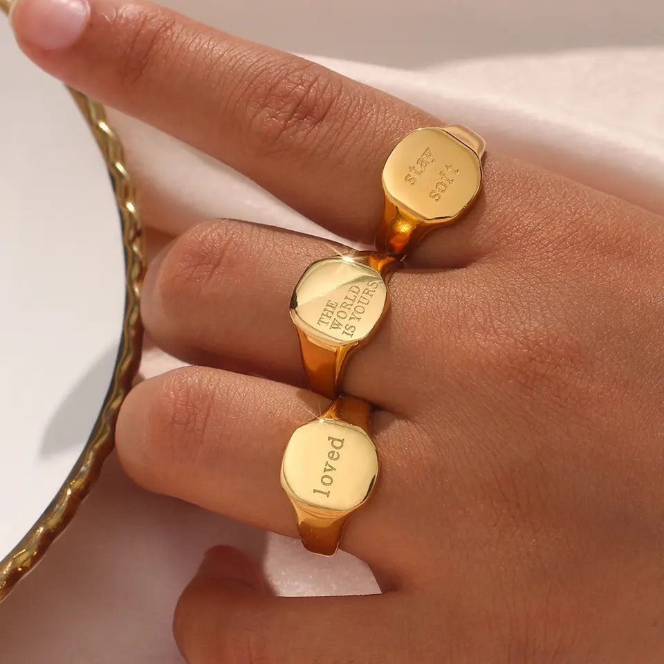 Beth Engraved Ring