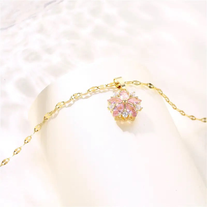Flora Pendant Necklace